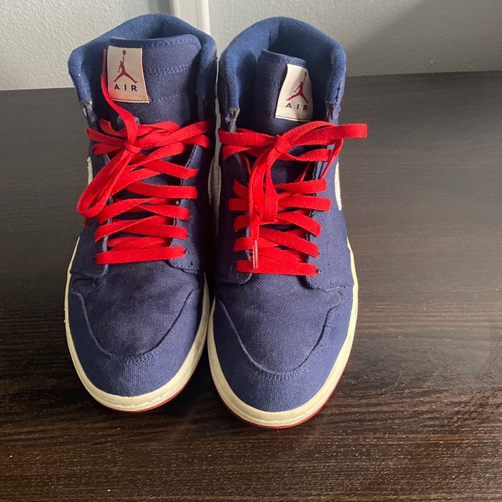 AUTHENTIC mens jordans